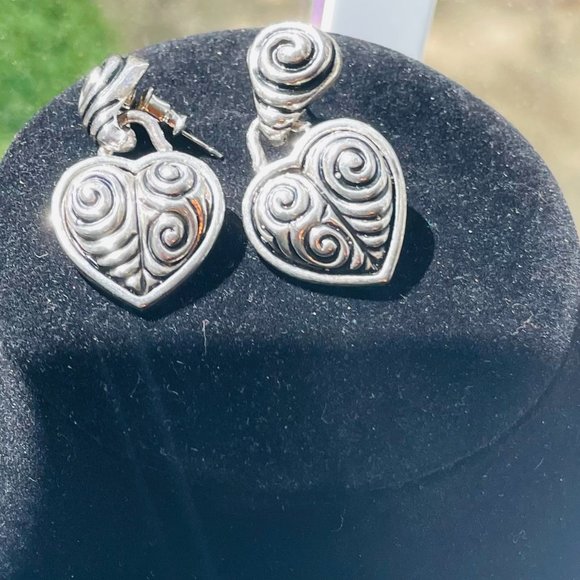 VINTAGE RARE HEART DANGLE drop earings - Picture 2 of 3